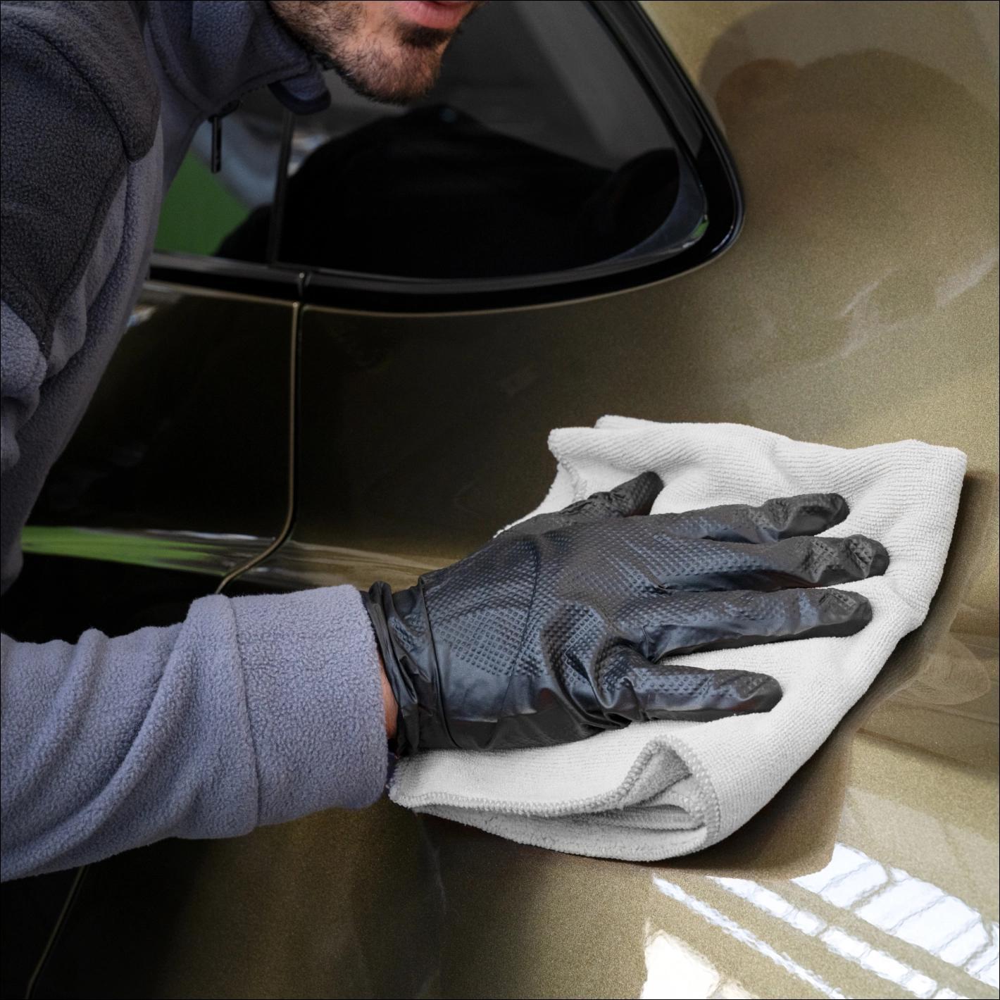 Dipendente al lavoro