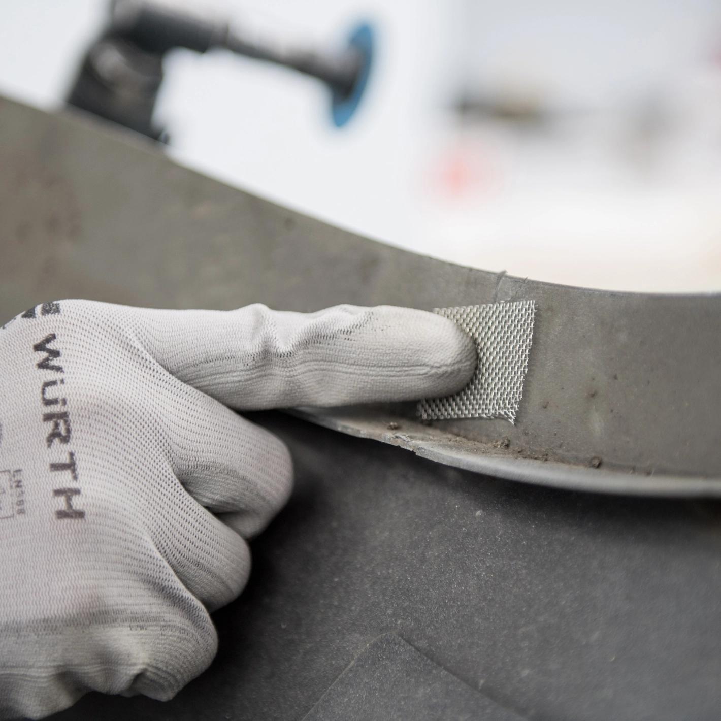 Dipendente al lavoro